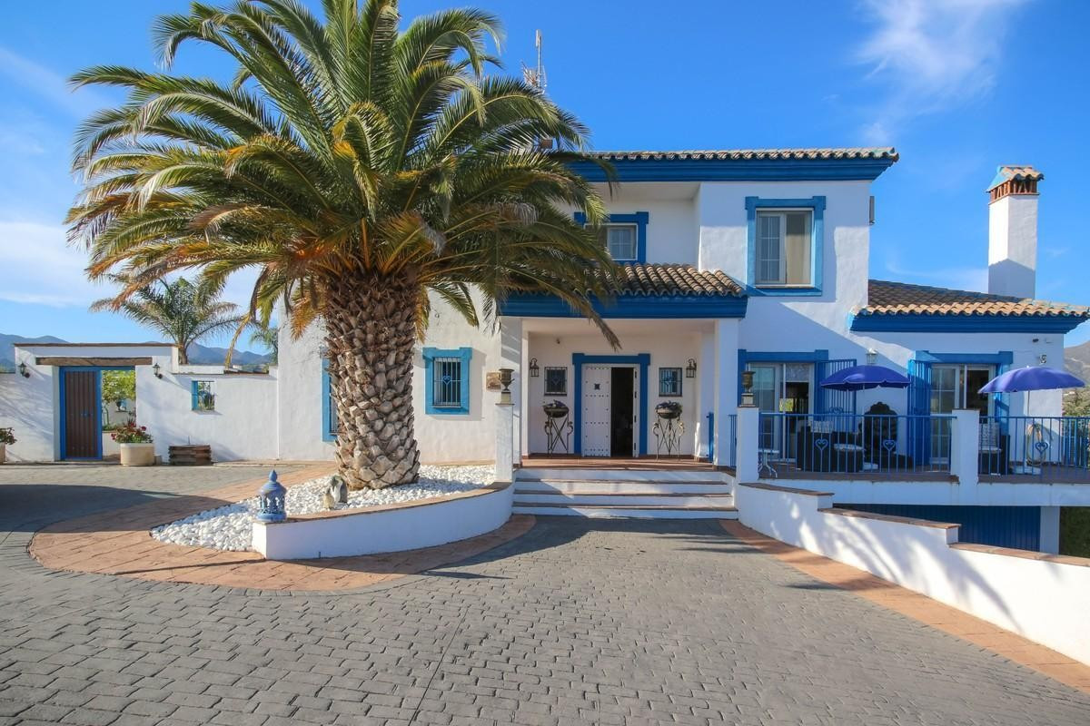 Qlistings - House - Villa in Monda, Costa del Sol Property Image